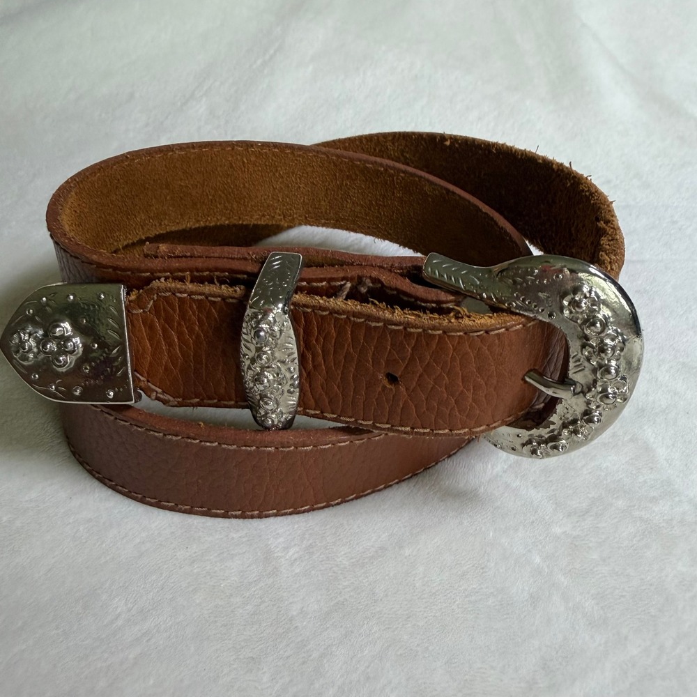 Leather Shop Western Belt Women Size 28 Brown Genuine Leather‎ Engraved Buckle